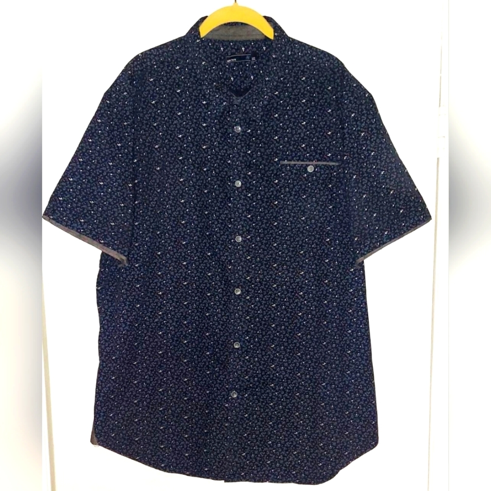 NWOT Akrux Men's button-down shirt